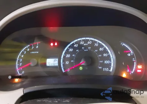 2012 Toyota Sienna Le V6 8 Passenger z USA, uszkodzony, nr VIN 5TDKK3DC9CS230694